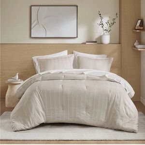 7 piece queen size comforter set